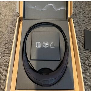 Black Wireless Neckband Headphones